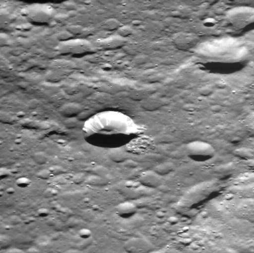 File:Martins crater EN1028933034M.jpg