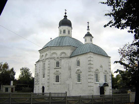 File:Starodub Cathedral.jpg