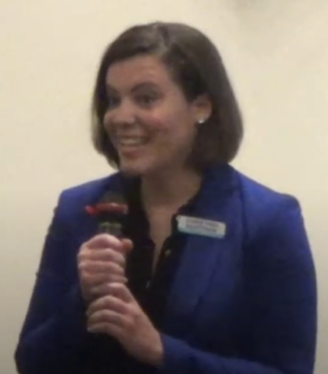 File:Christina Hartman (2017).png