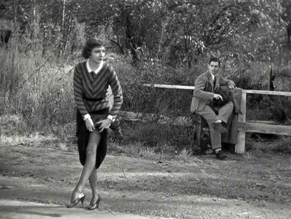 File:Claudette Colbert in It Happened One Night.jpg