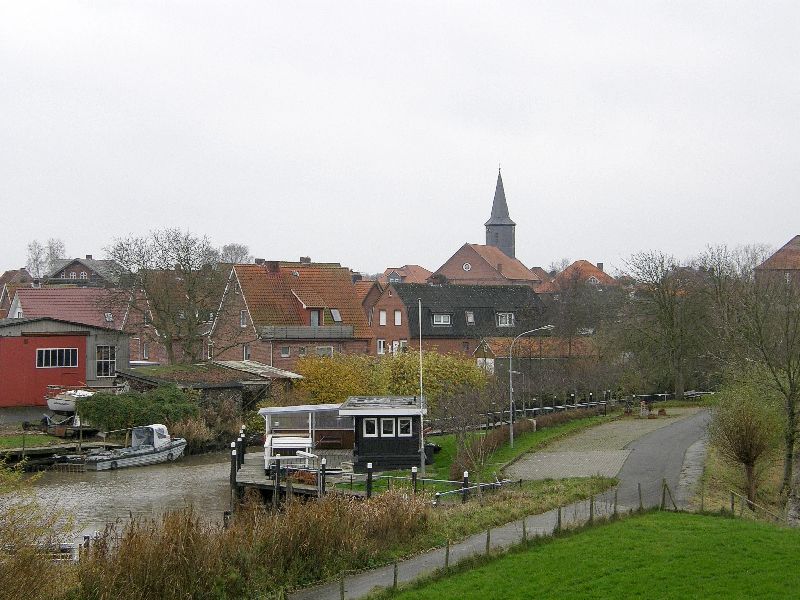 File:Freiburg Elbe 2009 -St.-Wulphardi-Kirche- by-RaBoe 002.jpg