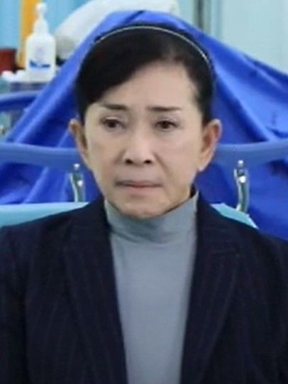 File:Paveena Hongsakul.jpg