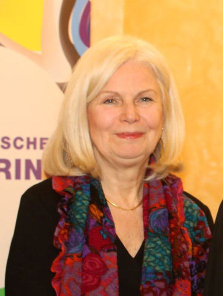 File:2015 Elfriede Hammerl (16721175592) (cropped).jpg