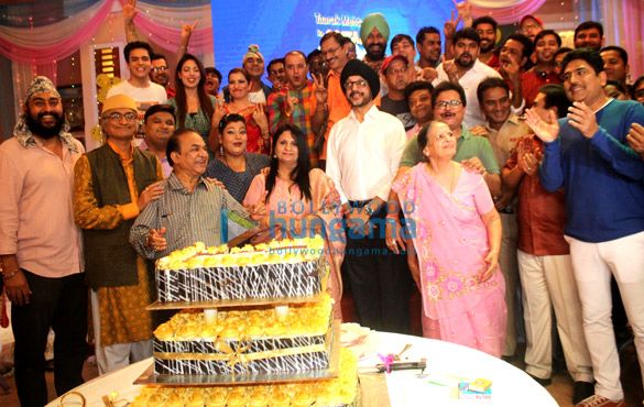 File:Cast-of-Taarak-Mehta-Ka-Ooltah-Chashmah-celebrate-the-12-year-anniversary-of-the-show.jpg