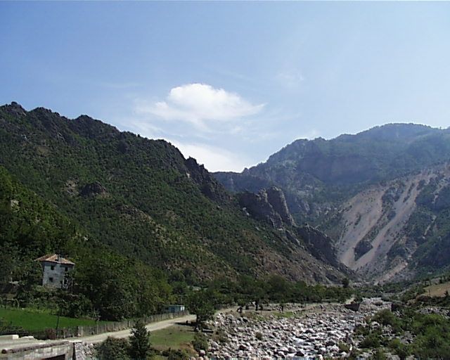 File:FanCanyon32.jpg