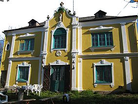 File:Fassade Seibvilla, Spannberg.jpg