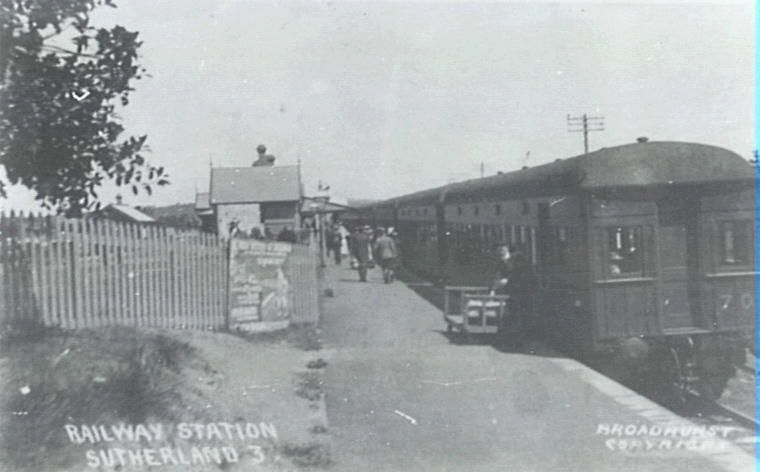 File:Sutherlandtrain1920.jpg