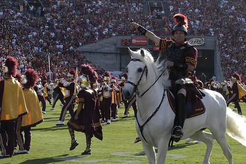 File:Usctravelerandband.jpg