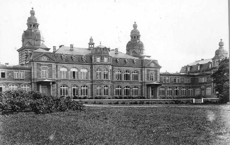 File:Ardenne Castle.jpg