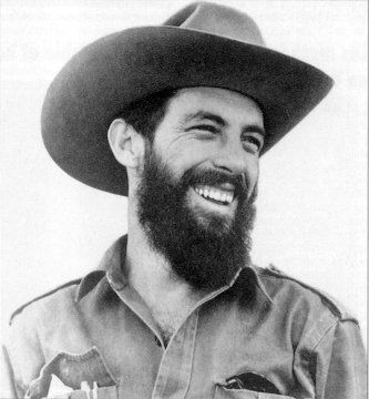 File:Camilo Cienfuegos.jpg