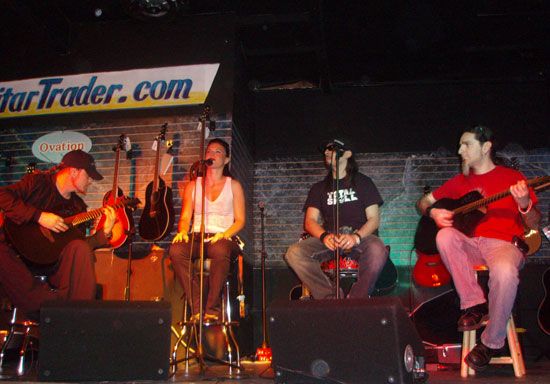 File:Lacuna Coil acoustic.jpg