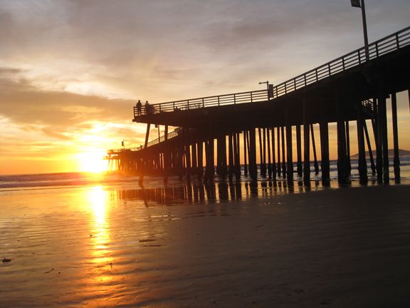 File:Pismo Pier sunset 018 8x72.jpg