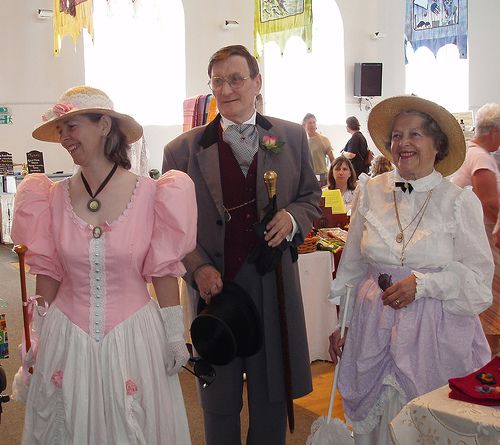 File:Victorian week residents.jpg