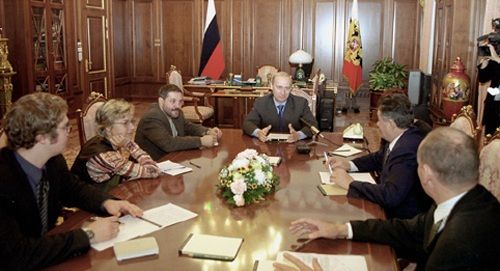 File:Vladimir Putin 30 September 2000-1.jpg