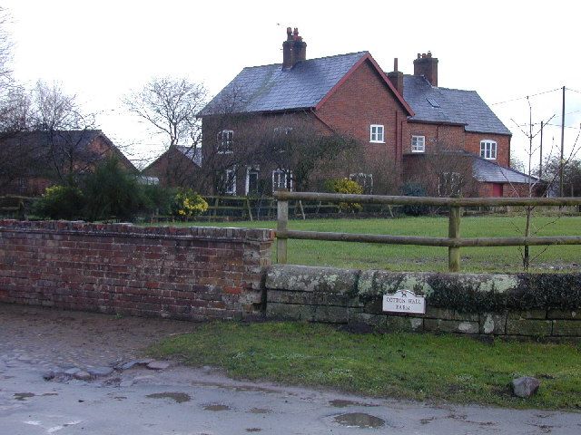 File:Cotton Edmunds - Cotton Hall Farm.jpg