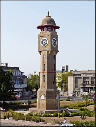 File:Cresent Tower Bhavnagar.jpg