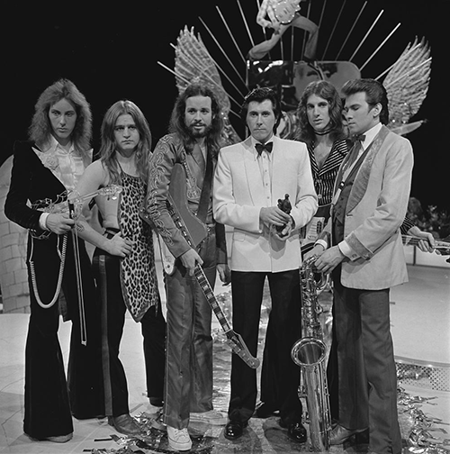 File:Roxy Music - TopPop 1973 06.png