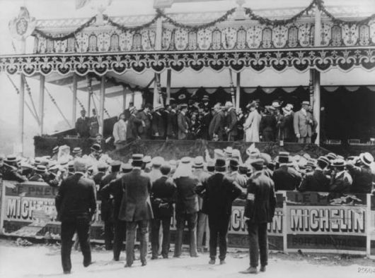 File:1906 French Grand Prix victory ceremony.jpg