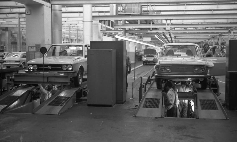 File:Bundesarchiv B 145 Bild-F040733-0008, Salzgitter, VW Autowerk.jpg