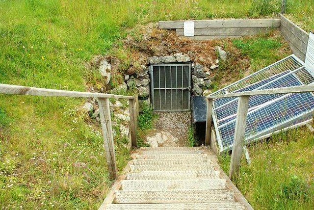 File:Finnis souterrain - geograph.org.uk - 846079.jpg