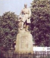 File:First World War monument (Pusztaszabolcs).jpg