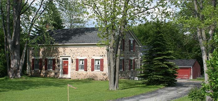 File:O'Brien-Peuschel Farmstead Mequon WI May-09.jpg