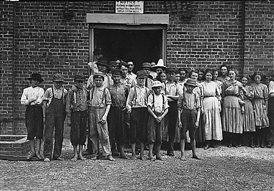 File:Child workers in Tupelo, Mississippi.jpg