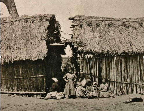 File:Gabrieleño huts (cropped).png