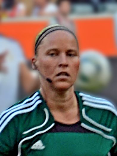 File:Kirsi Heikkinen, FFWM2011 FRA-GER 20110705.jpg