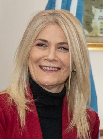 File:Marc Stanley y Verónica Magario (cropped).jpg