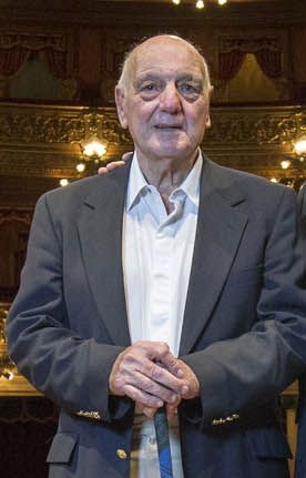 File:Roberto De Vicenzo (cropped).jpg