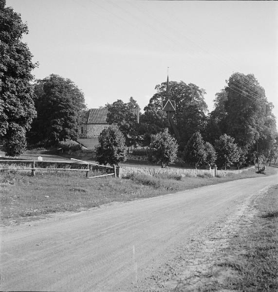 File:Velinga kyrka - KMB - 16001000006962.jpg