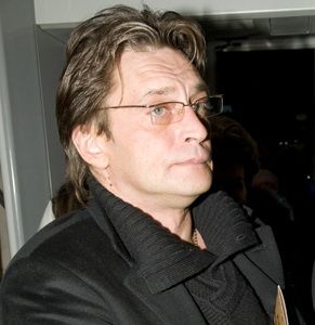 File:Aleksandr Domogarov.jpg