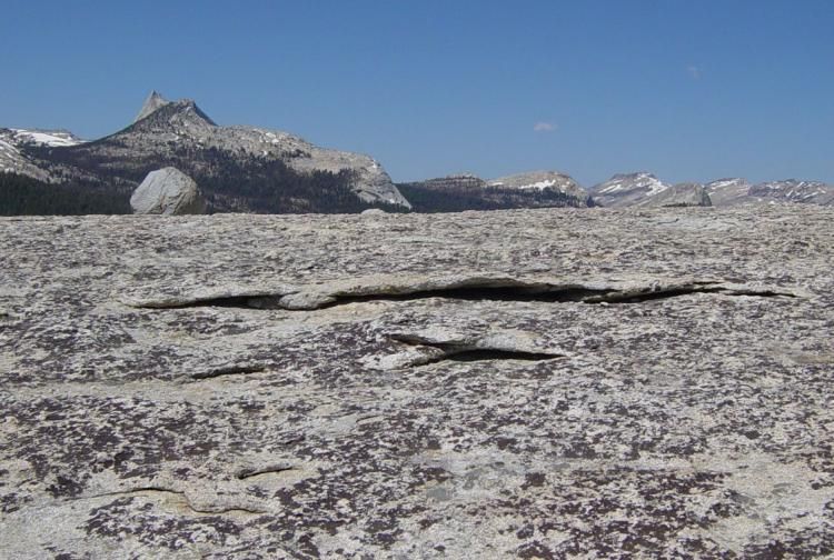 File:Exfoliation on Lambert Dome-750px.jpg