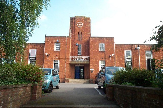 File:Haygroveschoolbridgwater.jpg