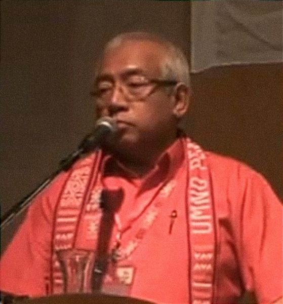 File:Mahdzir Khalid in 2016.jpg