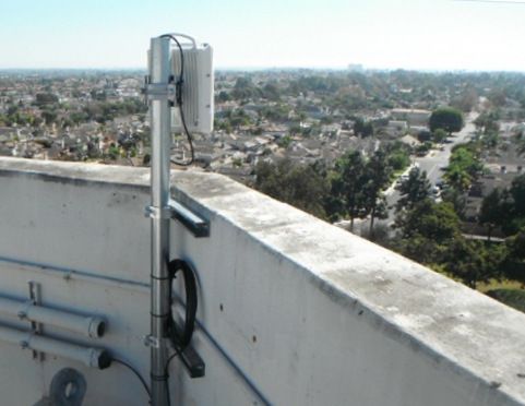 File:RADWIN-point-to-point-wireless-Huntington-Beach.jpg