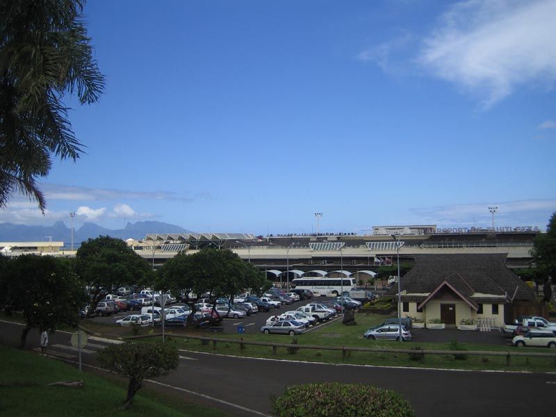 File:Aéroport international Tahiti Faa'a.JPG