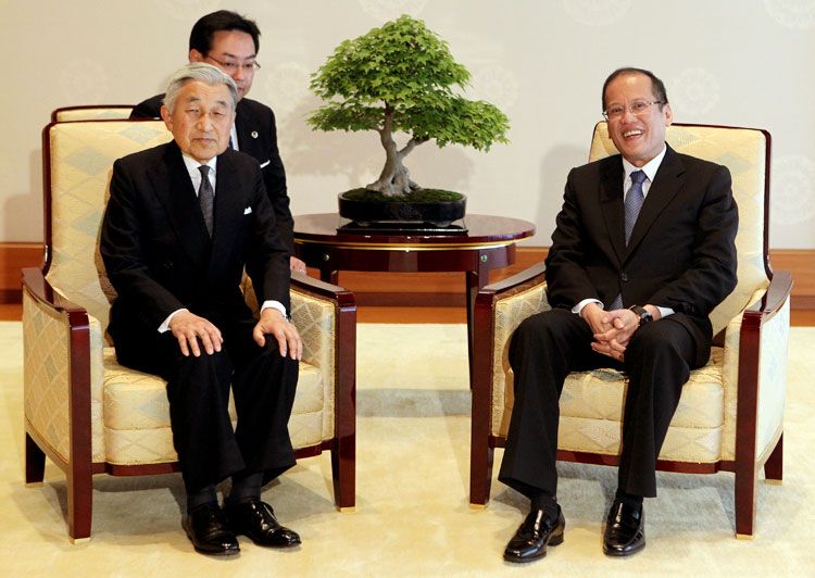 File:Benigno Aquino III and Akihito 20110928 3.jpg