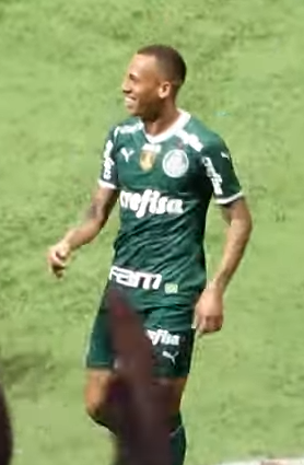 File:Breno-Lopes-Palmeiras-Coritiba-out2022.png