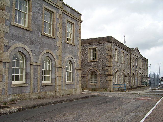 File:Customs House - geograph.org.uk - 209948.jpg