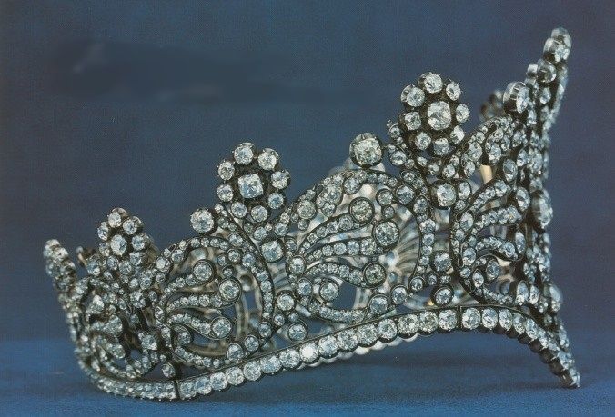 File:Diadem.jpg