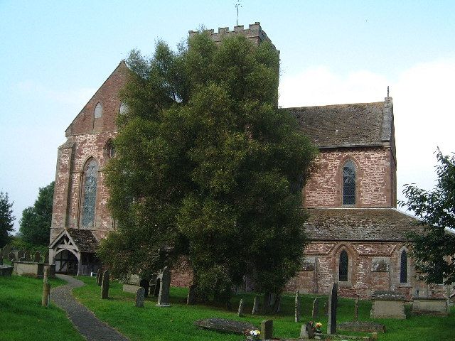 File:Dore Abbey, Herefordshire.jpg