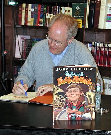 File:John Lithgow autographing.jpg