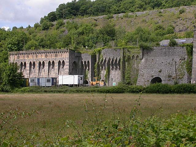 File:Llandybie quarry - geograph.org.uk - 62360.jpg