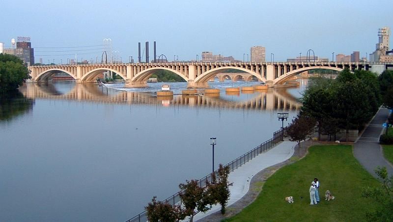 File:Third Avenue Bridge Minneapolis.jpg