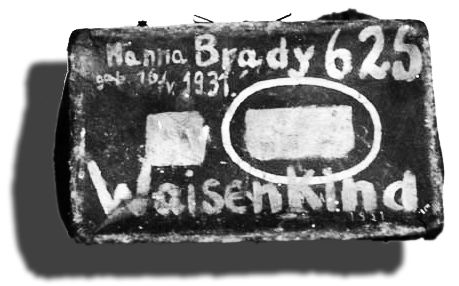 File:Valise d'Hanna Brady (Hana Bradyovà 1931-1944).jpg