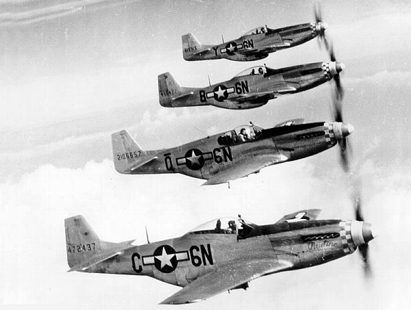 File:339th Fighter Group P-51 Quartet.jpg