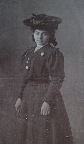 File:Elisa Berroeta Araya.jpg