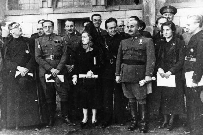 File:Franco with Falange leaders, 1937-1938.jpg